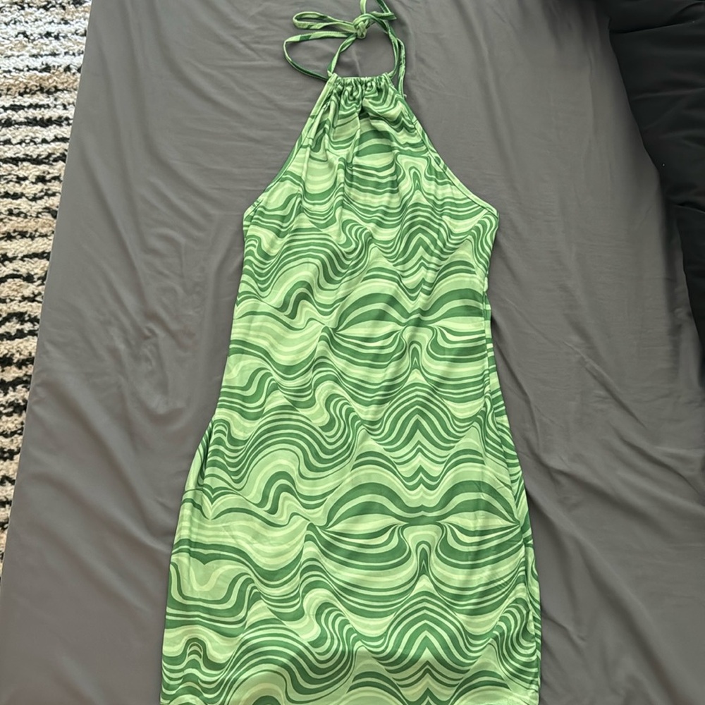Green Retro Low Back Body Con halter Dress
